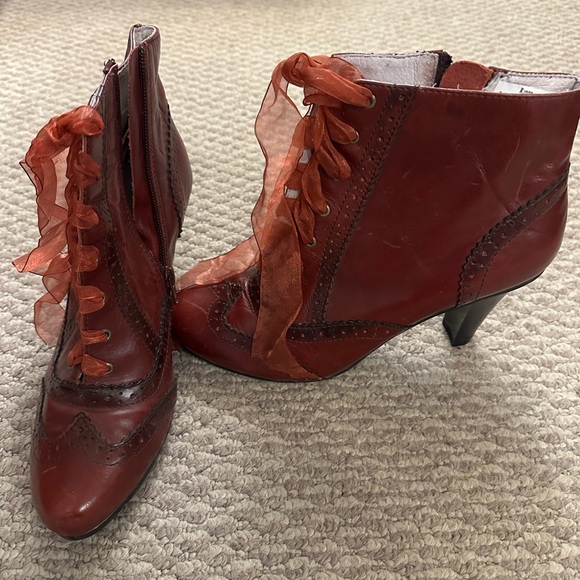Hush Puppies Burgundy Lace-Up Boots - Picture 2 of 7